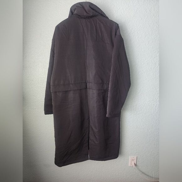 Sistersandseekers Black Puffer Coat with High Collar and Full-Length Zipper NWT - Picture 6 of 10